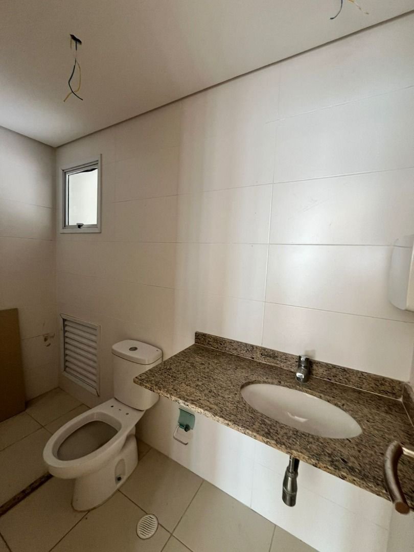 Cobertura com 3 dormitórios à venda, 270 m² por R$ 2.890.000,00 - Barra Funda - Guarujá/SP