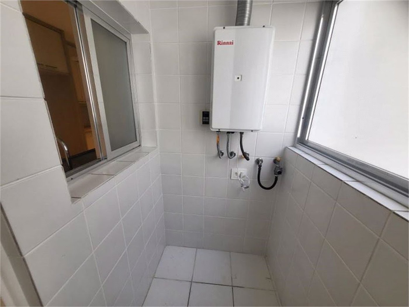 Apartamento Residencial à venda, Gonzaga, Santos - AP1414.
