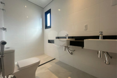 Casa à venda com 3 quartos, sendo 1 suíte, no condomínio Alphaville Castelo, Itu - SP