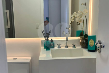 Apartamento à venda com 2 suítes em Barra Funda, São Paulo, SP