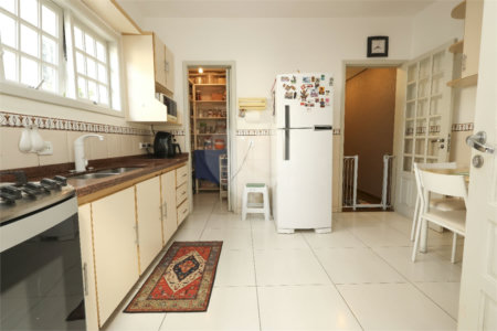 Casa à venda com 4 quartos, sendo 1 suíte, em Chácara Santo Antônio, São Paulo, SP