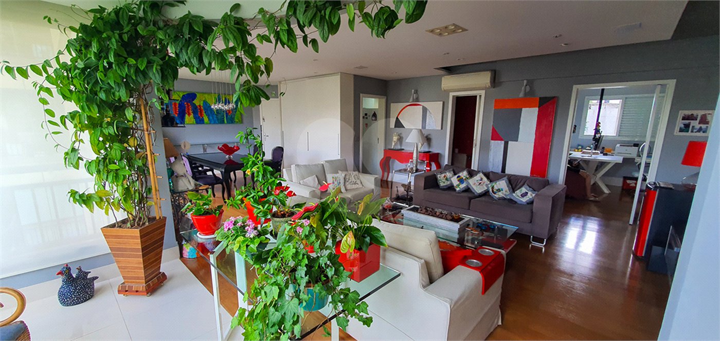 Apartamento à venda com 3 suítes em Morumbi, São Paulo, SP
