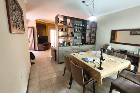 Casa à venda com 3 quartos, sendo 1 suíte,  em Vila Nova Itapetininga, Itapetininga, SP
