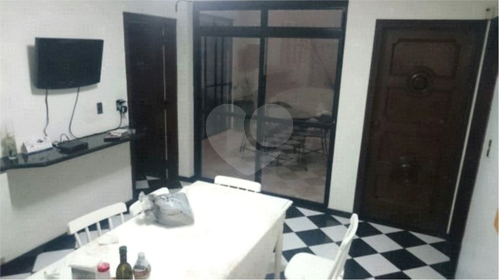 Sobrado à venda com 5 quartos, sendo 2 suítes, em Brooklin Paulista, São Paulo, SP
