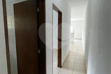Sobrado à venda com 2 quartos, sendo 1 suíte, em Loteamento Jardim do Sol (mailasqui), São Roque, SP