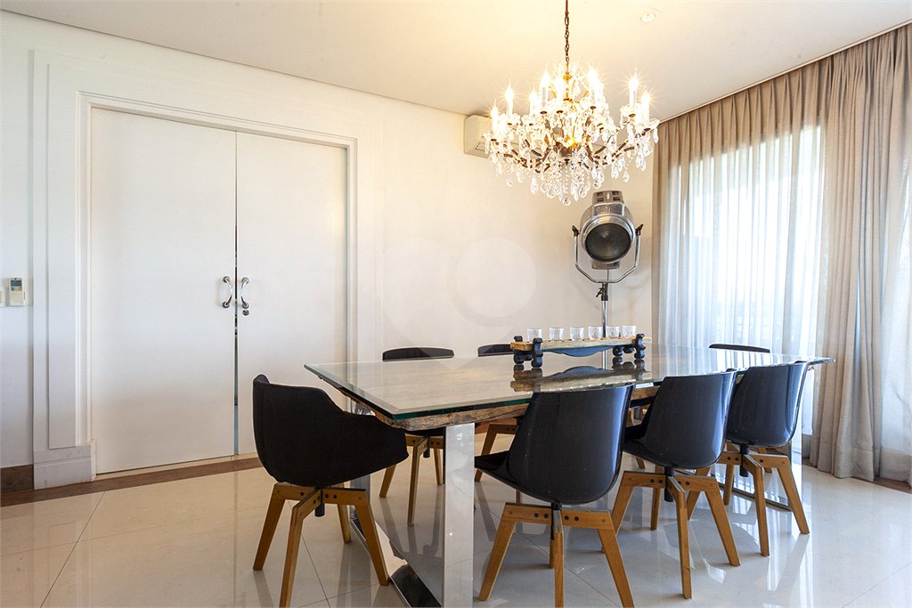 Apartamento à venda com 3 suítes em Panamby, São Paulo, SP