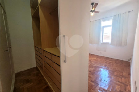 Apartamento à venda com 3 quartos, sendo 1 suíte, em Tijuca, Rio de Janeiro, RJ