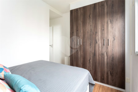 Apartamento à venda com 3 quartos, sendo 1 suíte, em Vila Anastácio, São Paulo, SP