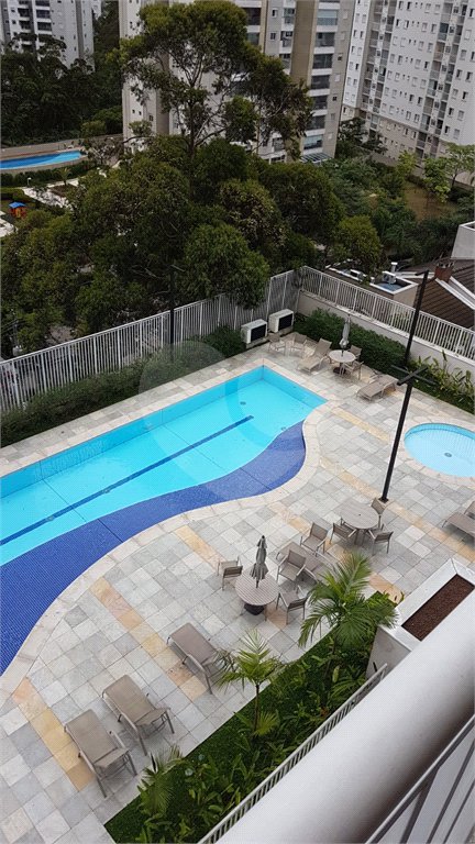 Apartamento à venda com 2 suítes em Vila Andrade, São Paulo, SP