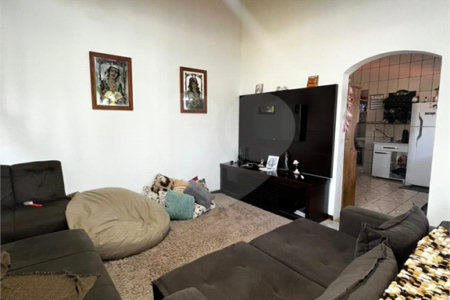Casa à venda com 3 quartos, sendo 1 suíte, no Centro, Guararema, SP