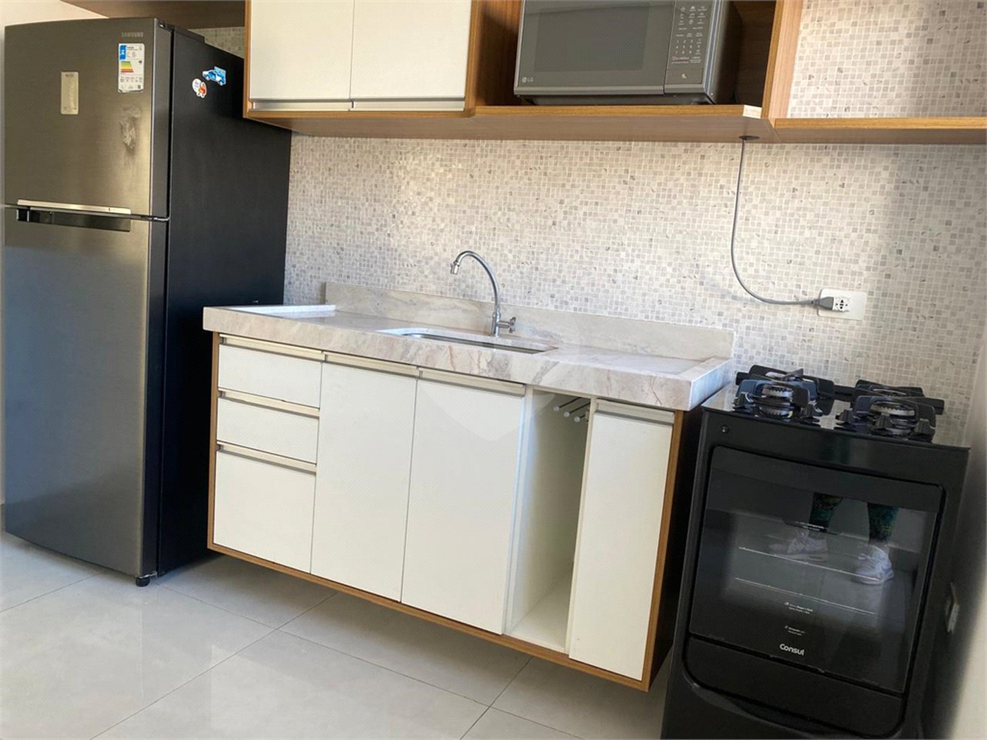Casa à venda com 2 quartos, sendo 1 suíte, no condomínio Ilha das Águas, Salto - SP