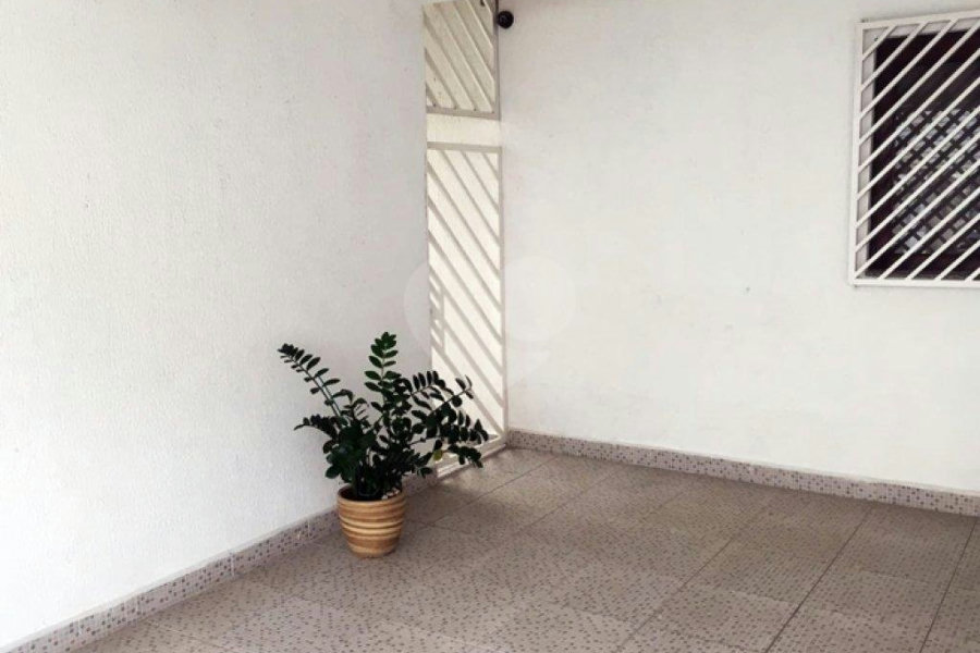 Sobrado à venda com 2 quartos em Chora Menino, São Paulo, SP