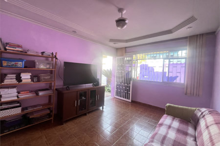 Casa à venda com 3 quartos, sendo 1 suíte,  em Campo Grande, Rio de Janeiro, RJ