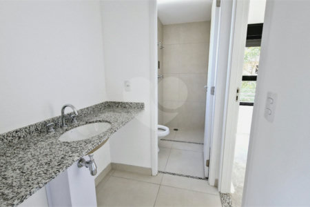 Apartamento à venda com 3 quartos, sendo 2 suítes, em Brooklin, São Paulo, SP