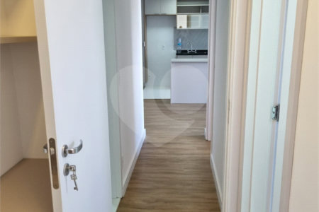 Apartamento à venda com 2 quartos, sendo 1 suíte, em Santo Amaro, São Paulo, SP