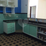 Casa à venda com 4 quartos, sendo 1 suíte, no condomínio Conselheiro Moreira de Barros, São Paulo - SP