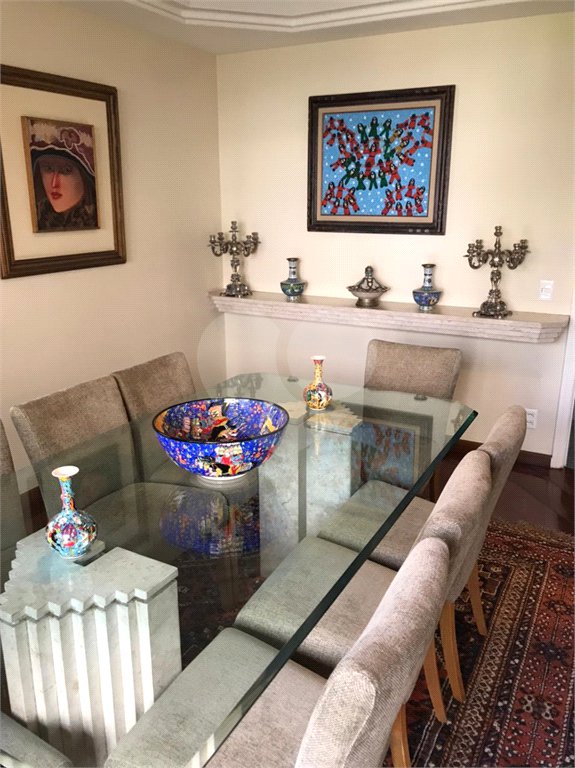 Apartamento à venda com 4 quartos, sendo 3 suítes, em Indianópolis, São Paulo, SP