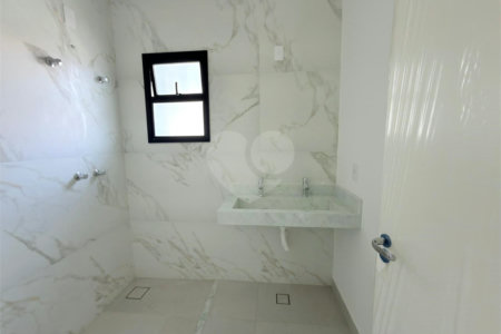 Casa à venda com 3 suítes no condomínio Mont Blanc Village, Vinhedo - SP