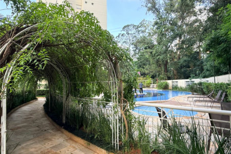 Apartamento à venda com 3 suítes em Vila Andrade, São Paulo, SP