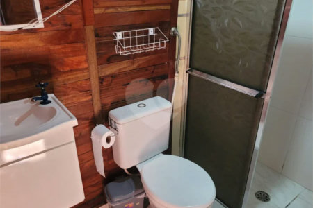 Chalé à venda em Atibaia 140m²– Condomínio fechado com lazer completo