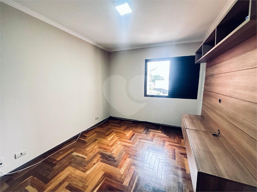 Apartamento à venda com 3 quartos, sendo 1 suíte, em Alto da Boa Vista, São Paulo, SP