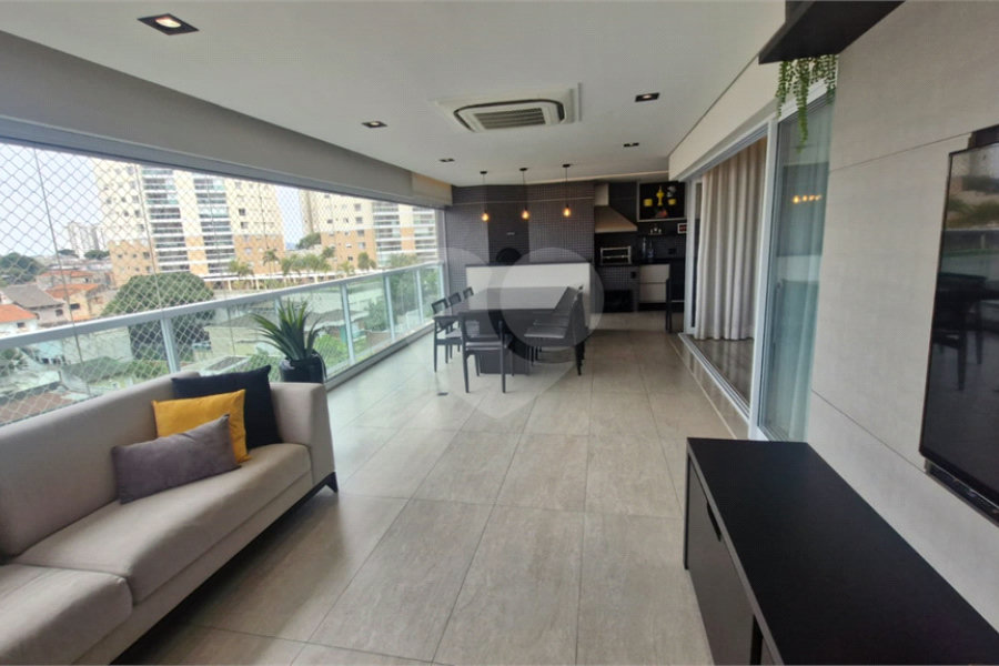 Apartamento à venda com 3 suítes em Santana, São Paulo, SP