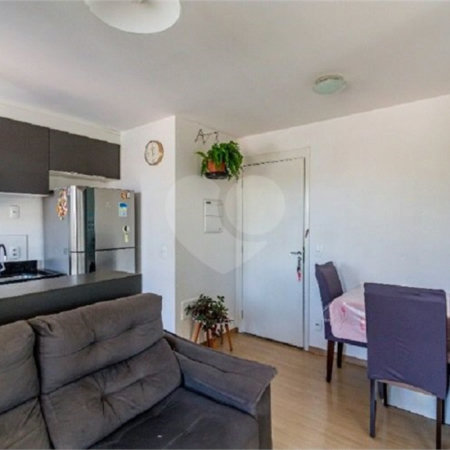 Apartamento à venda com 2 quartos em Parque Industrial Tomas Edson, São Paulo, SP