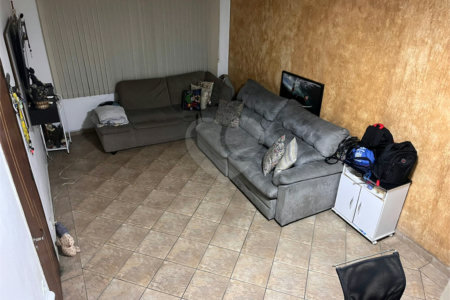 Sobrado à venda com 4 quartos, sendo 1 suíte, em Vila Antonieta, São Paulo, SP