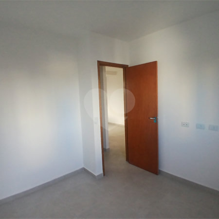 Casa à venda com 2 quartos no condomínio Sintra, São Paulo - SP