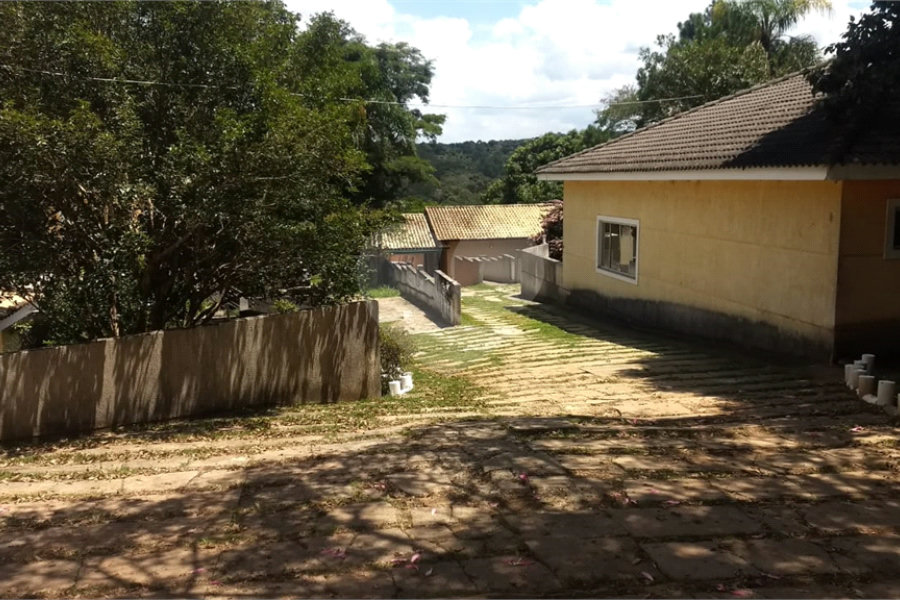Casa à venda com 8 quartos, sendo 4 suítes, em Santa Inês, Mairiporã, SP