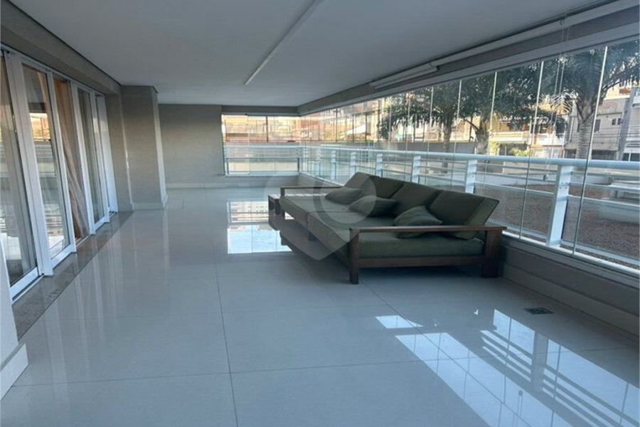 Apartamento para alugar com 3 suítes em Tatuapé, São Paulo, SP