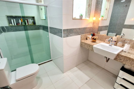 Casa à venda com 2 suítes no condomínio Residencial Vale das Palmeiras, Rio de Janeiro - RJ