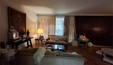 Sobrado à venda com 4 quartos, sendo 2 suítes,  em Pinheiros, São Paulo, SP