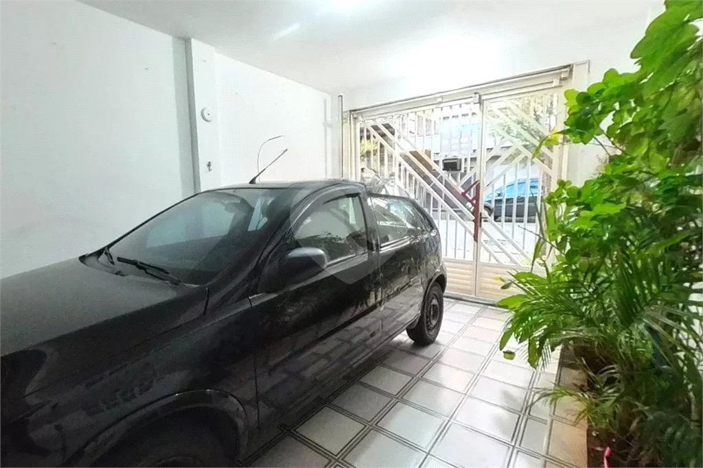 Sobrado à venda com 3 quartos, sendo 2 suítes, em Jardim São Ricardo, São Paulo, SP