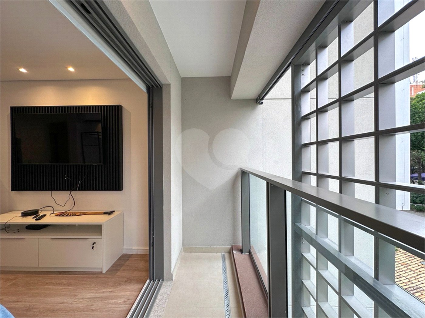 Apartamento à venda ou para alugar com 1 suíte em Campo Belo, São Paulo, SP