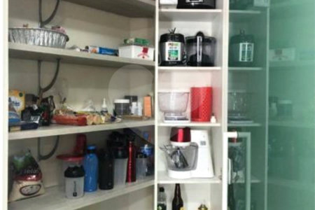 Casa à venda com 4 quartos, sendo 2 suítes, no condomínio Terras de São Francisco, Vinhedo - SP