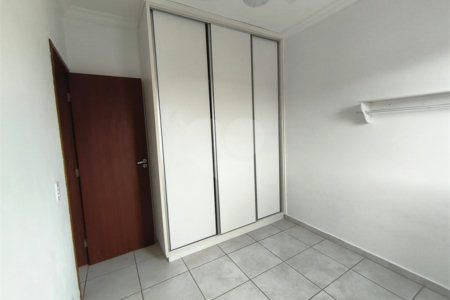 Apartamento à venda com 2 quartos em Vila Olho D'agua, Itapetininga, SP