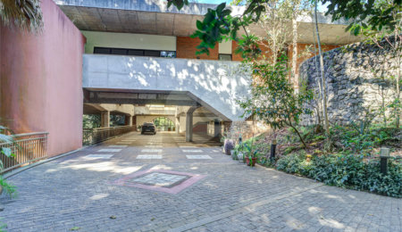 Casa à venda ou para alugar com 4 suítes no condomínio Chácara Flora, São Paulo - SP