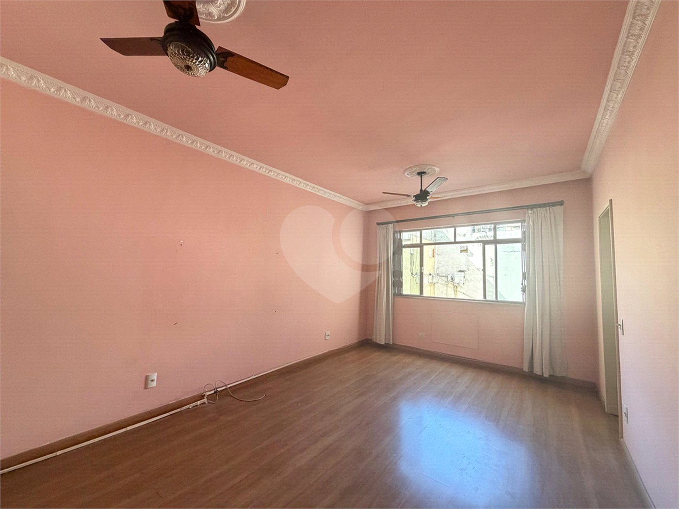 Apartamento à venda com 2 quartos, sendo 1 suíte,  em Tijuca, Rio de Janeiro, RJ