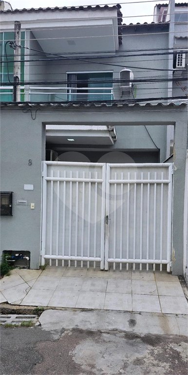 Casa à venda com 2 suítes no condomínio Estrada Meringuava 1825, Rio de Janeiro - RJ
