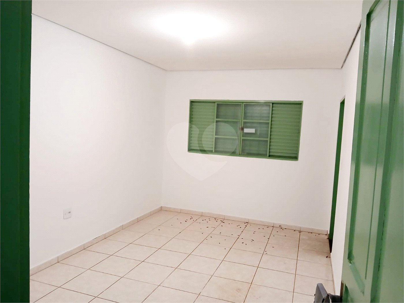 Sobrado à venda com 4 quartos, sendo 1 suíte, no Centro, Ribeirão Preto, SP