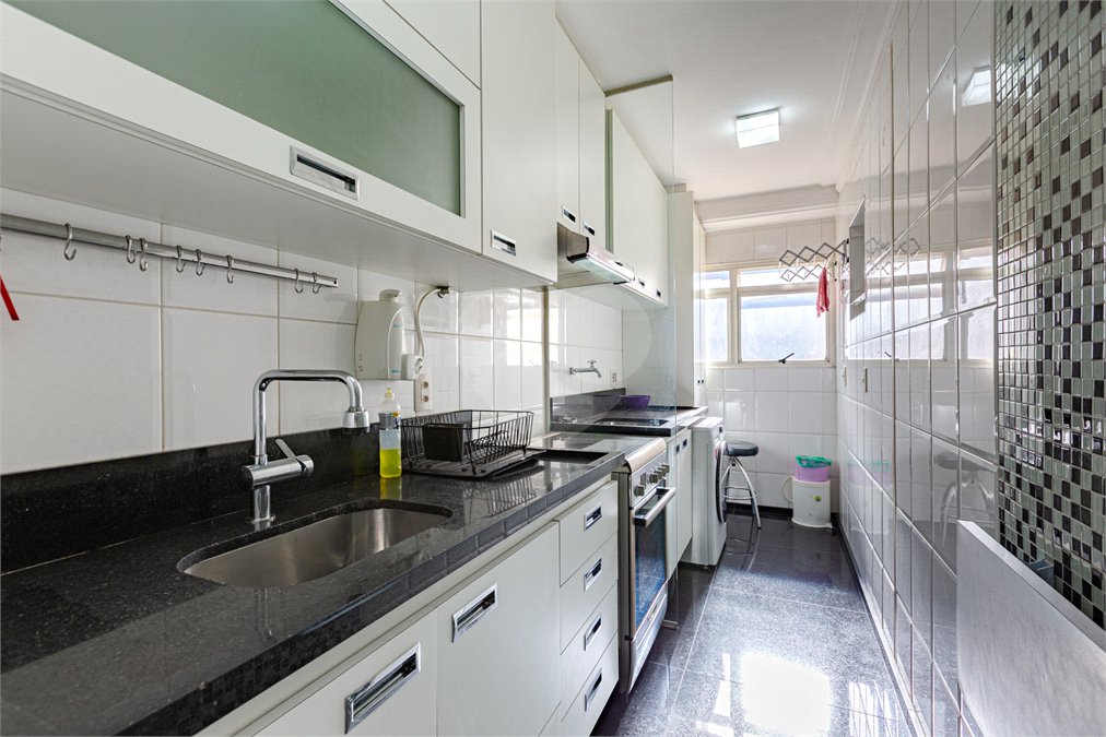 Apartamento para alugar com 2 quartos, sendo 1 suíte, em Cerqueira César, São Paulo, SP