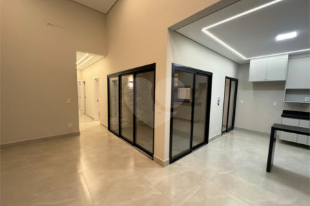 Casa à venda com 3 quartos, sendo 1 suíte, em Jardim Bom Sucesso, Indaiatuba, SP