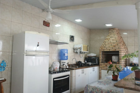Casa à venda com 3 quartos, sendo 1 suíte,  em Esplanada Mendes Moraes, São Roque, SP