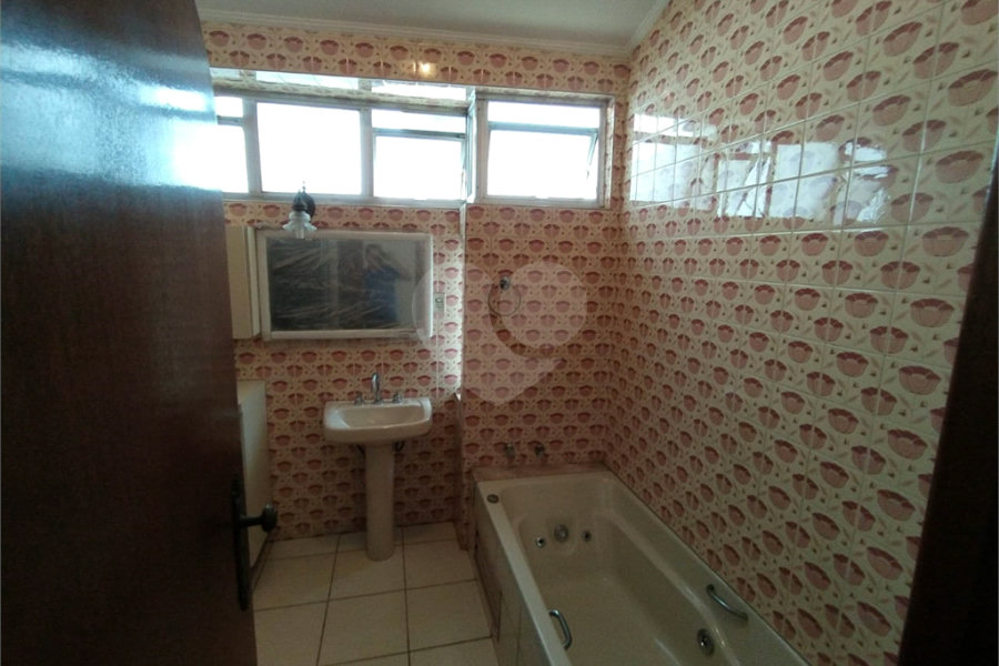 Sobrado à venda com 5 quartos, sendo 1 suíte, em Mandaqui, São Paulo, SP