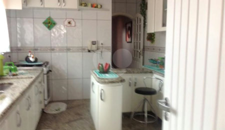 Sobrado à venda com 3 quartos, sendo 1 suíte,  em Jardim França, São Paulo, SP