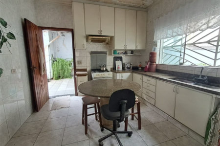 Sobrado à venda com 3 quartos, sendo 1 suíte,  em Vila Romana, São Paulo, SP