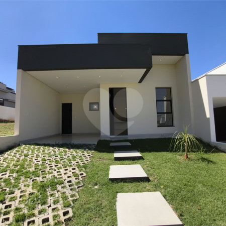 Casa à venda com 3 quartos, sendo 1 suíte, no condomínio Residencial Villagio Wanel, Sorocaba - SP