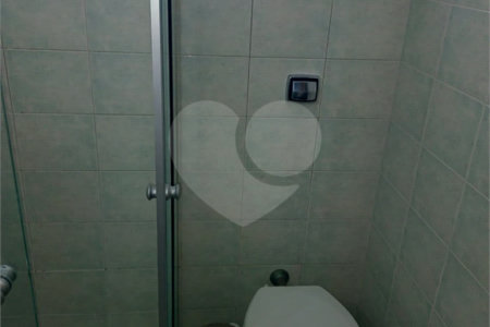 Sobrado à venda com 3 quartos em Jardim Colombo, São Paulo, SP