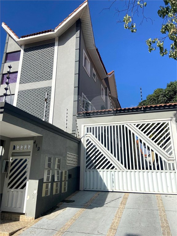 Casa de Vila à venda com 2 quartos, sendo 1 suíte, em Silveira, Santo André, SP